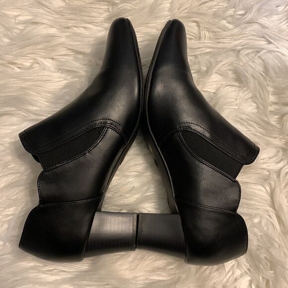 East 5th Size 12 memory foam ankle slip on - Picture 4 of 13